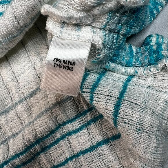 ST John Women's Knit Blue & White Wool Mix Sleeveless Top Size S - Picture 6 of 6